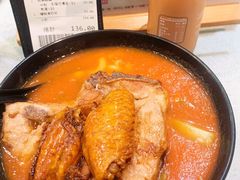 番茄浓汤鸡翅猪扒通粉-华嫂冰室(尖沙咀店)