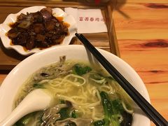 招牌面-富源春面馆(四川北路店)