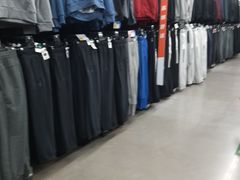-迪卡侬(西三旗店)