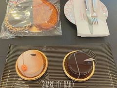 -Salon de The de Joel Robuchon(外滩18号店)
