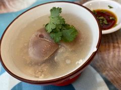 特色猪蹄冻-海市蜃楼花园主题餐厅(石顶店)