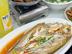 -丹水桥地锅鱼·翘嘴鲌·地方特色全鱼宴(丹江口大坝店)