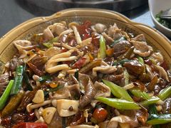 -老来福·非遗酸汤兔(凯旋路店)