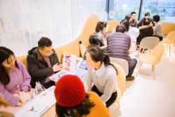 -慢脚印孕产中心(园区国金店)