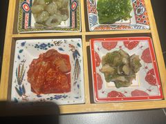 -山川小町·极番烧肉(新地假日广场店)