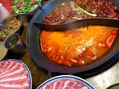 -萍姐火锅·公路夜市(武汉首店)