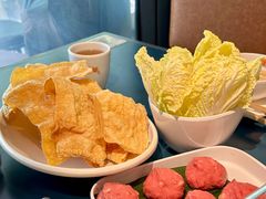 -邹开喜·小海鲜醉鸡煲·潮汕鲜切牛肉店(襄阳北路店)