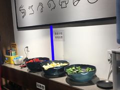 自助调料区-尚尚仙·酸汤猪手·猪肚鸡火锅(华联万柳购物中心店)