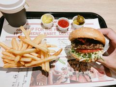 -The Habit Burger Grill 哈比特汉堡(爱琴海店)