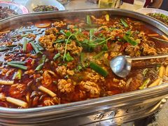 -牟记江湖重庆地标特色菜鱼蛋海鲜羊蝎子(巴南区黑金冠十多年好店)