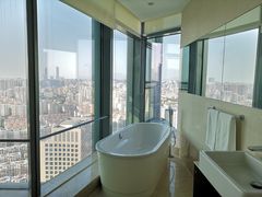 -青岛五四广场海景美仑国际公寓酒店