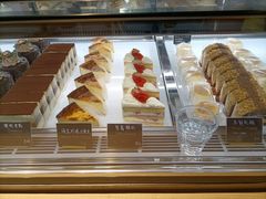 -Dough&Joe团憩(瑞虹天地月亮湾店)