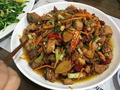-萨宁音登锡伯风味餐厅(一楼店)