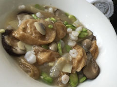 三鲜油面筋-无锡新湖铂尔曼大酒店·悦轩中餐厅