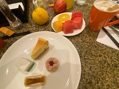-怡咖啡海鲜自助餐厅(浦东香格里拉店)