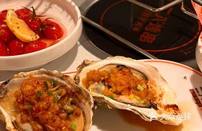 Garlic-Baked Lushan Oysters