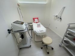 -咪咪比基尼脱毛专业店