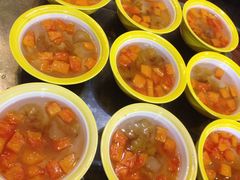 木瓜粒炖金耳（甜品）-郑厨私房菜