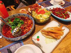 重庆毛血旺-胡桃里音乐酒馆(环亚凯瑟琳广场店)