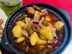 土豆烧牛肉-杨牛肉面饭(天庆街店)