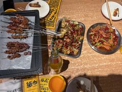 -喝丢一只鞋海鲜烧烤·海肠捞饭(东关街店)