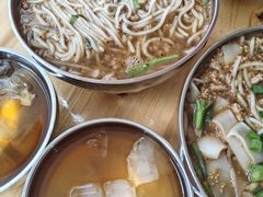 -正宗杨记普洱酸醋米线(总店)
