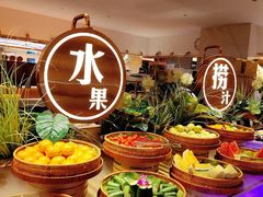 -享遇.锅姥姥牛排海鲜自助(小寨店)