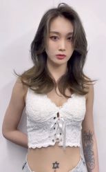 -变画·发型STUDIO