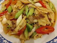 -客家大院·非遗赣南客家菜(郁孤台店)