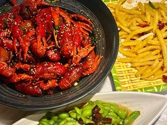 -肥肥虾庄·金牌油焖大虾(沙湖店)