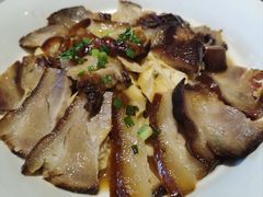 咸蹄髈蒸春笋-二十八里太湖船菜(吉祥路店)