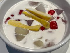 椰奶菠萝蜜杨梅冰-Thai Taste Hub