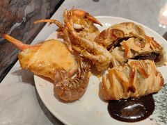 -雍容荟帝王蟹活龙虾展台自助(IFS黑金店)