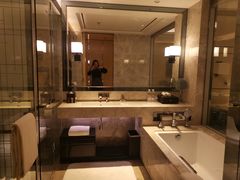 -上海宝华万豪酒店