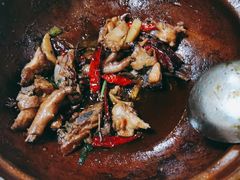 -胡须佬鸡煲四季火锅(龙珠大道店)