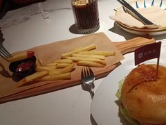 -必胜客(欧亚卖场店)