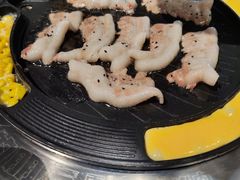 -山野的朋友露营炭火烤肉