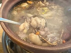 -东记炭炉·海鲜鸡煲(龙华店)