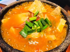 -云海肴·汽锅鸡·云南菜(天山百盛优客店)