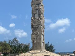 -亚龙湾中心广场