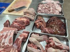 -标记美食新鲜猪杂(兴南大道店)