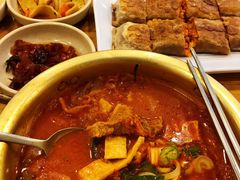 猪颈肉泡菜汤-金北顺大锅家(신사본점)