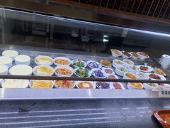 自助取餐区-白金汉爵大酒店-24小时餐厅