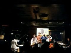 -东岸Cafe 爵士俱乐部