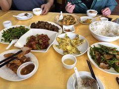 -鹏城人家海鲜酒家·23年老字号(较场尾店)