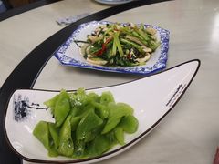 -七的湖·晚芳亭·阳澄湖农家菜·大闸蟹(莲花岛店)