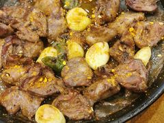 -老东镇啤酒屋海鲜加工·蒸汽海鲜·海鲜烧烤(台东店)