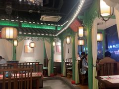 -荷塘秋月·本帮江浙菜(国权路店)