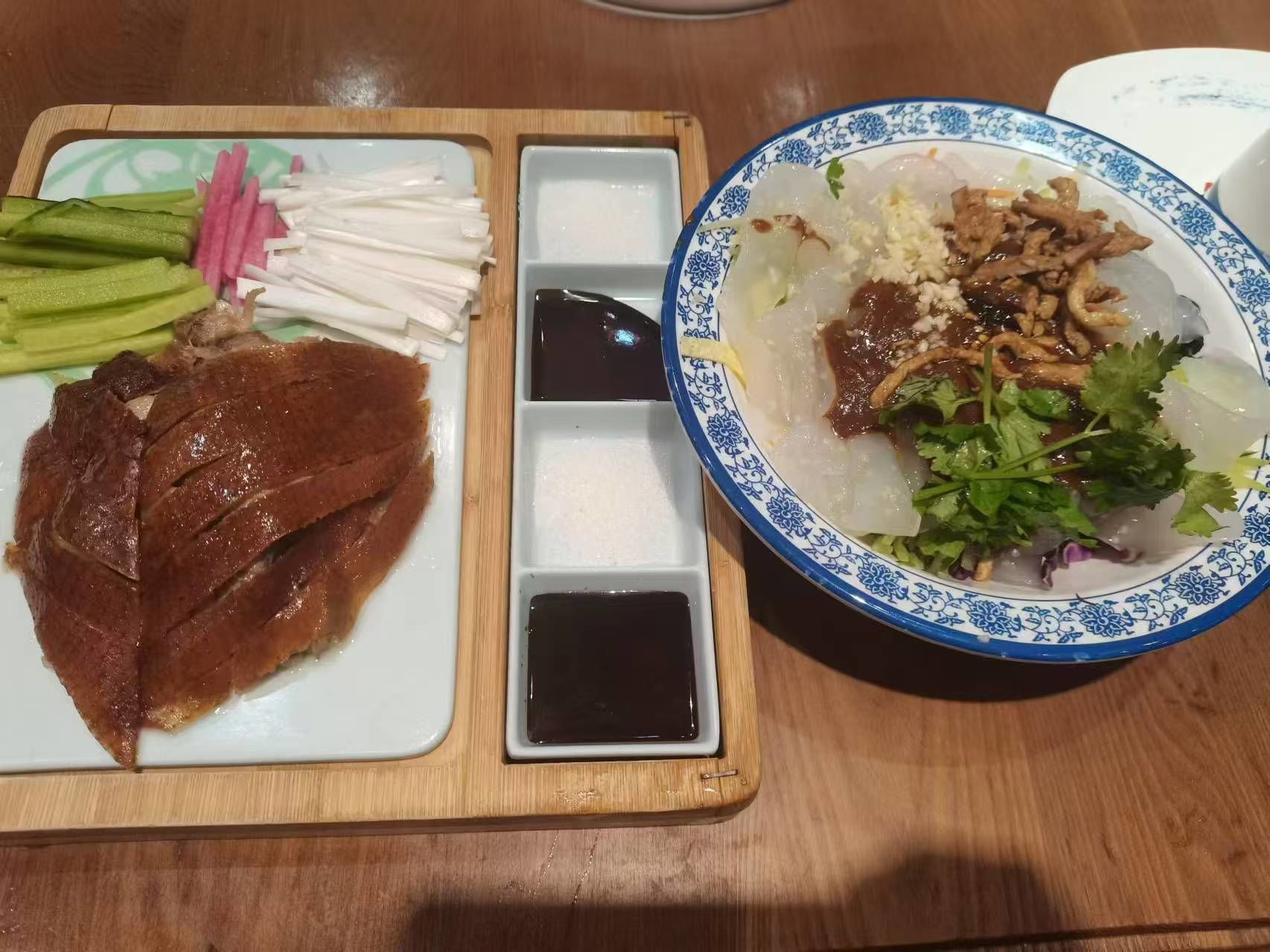 太原街万达,这味道嘎嘎香,烤鸭真的没说了