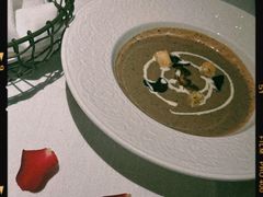 -Mogul Eatery·大亨餐酒馆